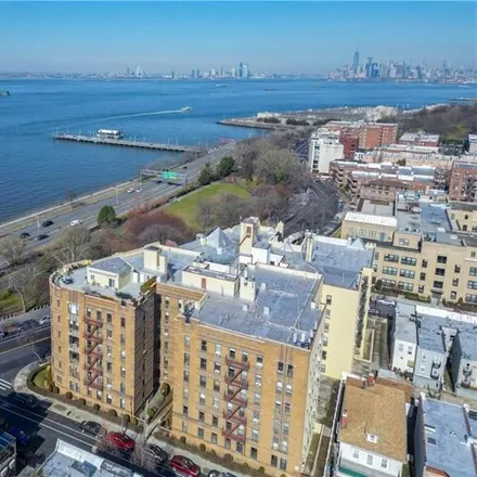 Image 5 - 7119 Shore Road, New York, NY 11209, USA - Apartment for sale