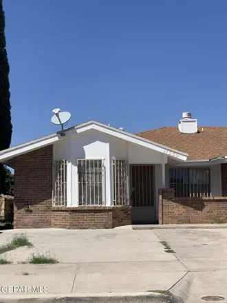 Buy this studio apartment on Q Med Laboratory in Lake Loy Drive, El Paso