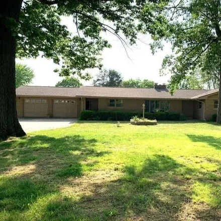 Buy this 3 bed house on Hickory Manor Drive in Owosso Charter Township, MI 48867