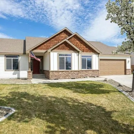 Buy this 3 bed house on 5634 Oasis Street in West Richland, WA 99353