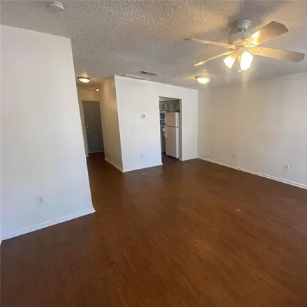 Image 6 - 422 West 4th Street, Kennedale, Tarrant County, TX 76060, USA - Duplex for rent