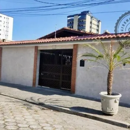 Buy this 3 bed house on Padaria Bello Panne in Avenida Guilhermina, Guilhermina