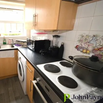 Image 5 - 17 Palmerston Road, Coventry, CV5 6FH, United Kingdom - Room for rent