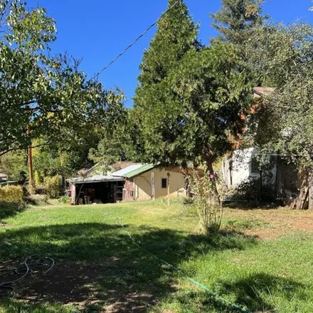 Image 4 - 71 Court Street, Weaverville, CA 96093, USA - House for sale