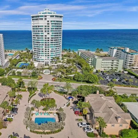 Image 1 - 1699 South Ocean Boulevard, Lauderdale-by-the-Sea, Broward County, FL 33062, USA - Townhouse for sale