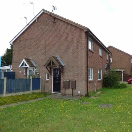 Rent this 1 bed townhouse on 11 Overdale Close in Long Eaton, NG10 3JJ