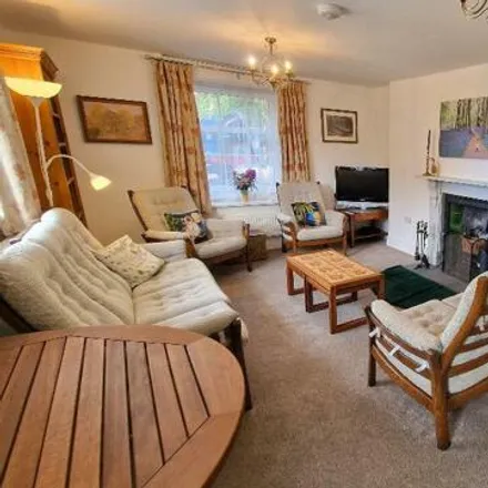 Image 4 - 6 Kings Road, Bembridge, PO35 5NT, United Kingdom - Apartment for sale