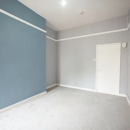 Rent this 1 bed apartment on Premier Work & Leisure Wear in Coltman Street, Hull