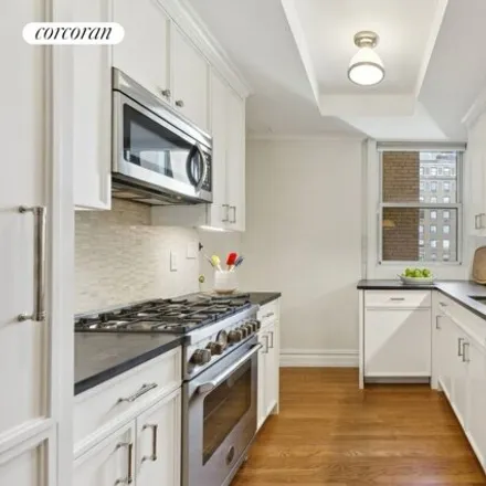 Image 7 - 2 East 98th Street, New York, NY 10029, USA - Apartment for sale