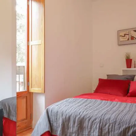 Rent this 1 bed apartment on La Sirena in Calle de Caramuel, 4