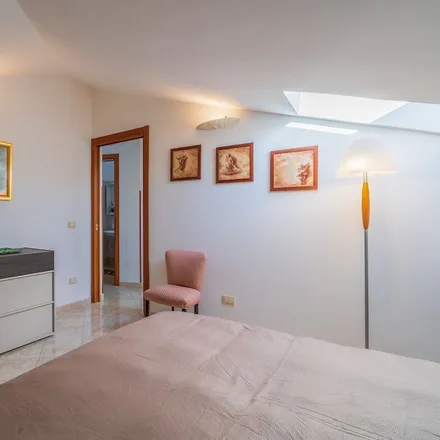 Rent this 2 bed apartment on Syracuse in Siracusa, Italy
