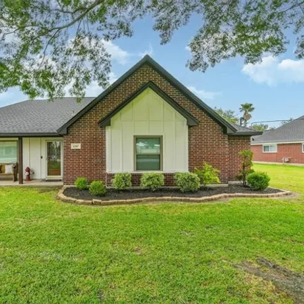 Buy this 4 bed house on 1255 Robinson Road in Lomax, La Porte