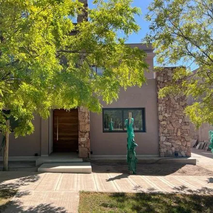 Buy this 4 bed house on unnamed road in Distrito El Challao, 5539 Mendoza