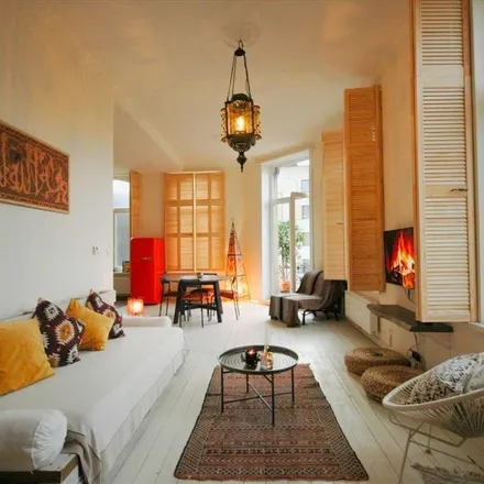 Rent this 1 bed apartment on Nieuwstad 12 in 2000 Antwerp, Belgium