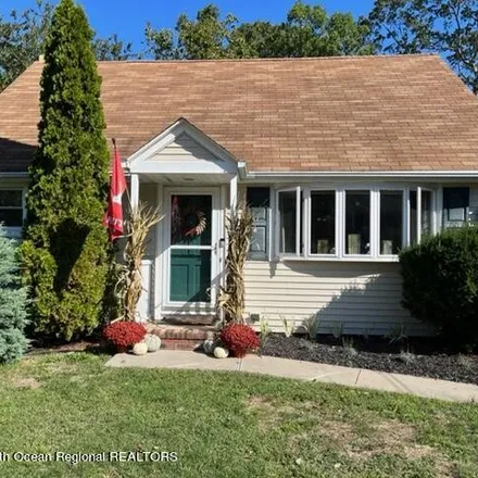 Rent this 3 bed house on 403 Woodmere Avenue in Shark River Hills, Neptune Township