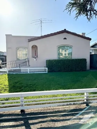 Buy this 2 bed house on 1061 East Lake Avenue in Watsonville, CA 95076