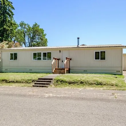 Buy this studio apartment on 4105 Osage St in Sweet Home, Oregon