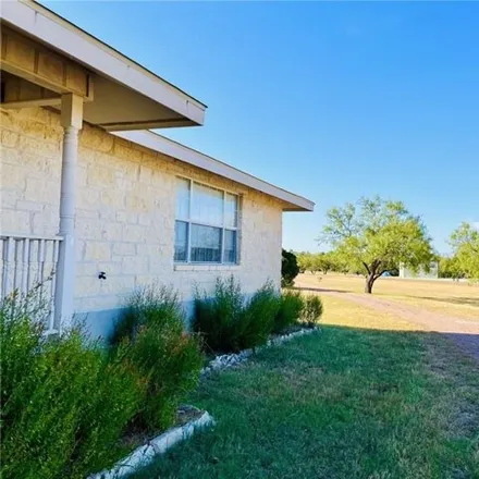 Image 2 - 674 Emerald Loop, Gillespie County, TX 78624, USA - House for sale