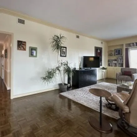 Buy this 2 bed apartment on #7e,1829 Senate Street in University Hills, Columbia