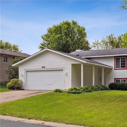 Buy this 5 bed house on 5581 Amblewood Drive Northeast in Prior Lake, MN 55372