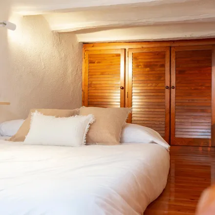 Rent this 2 bed apartment on Carrer del Correu Vell in 10, 08002 Barcelona