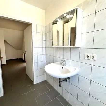 Rent this 2 bed apartment on Scherrer Audio Veranstaltungstechnik in Raiffeisenstraße 97, 8041 Graz