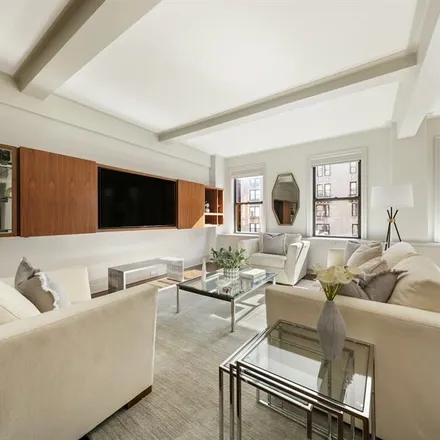 Image 2 - 65 EAST 96TH STREET 11A in New York - Apartment for sale