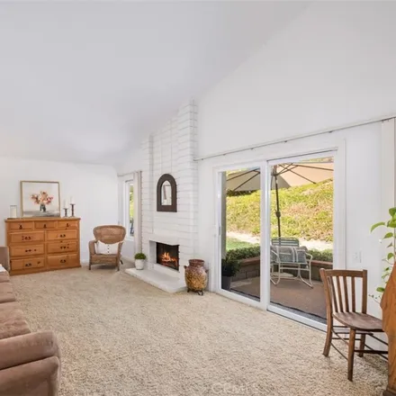 Image 7 - 24106 Calendula, Mission Viejo, CA 92692, USA - House for sale