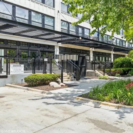 Buy this 1 bed condo on 1070 W 15th St Unit 358 in Chicago, Illinois