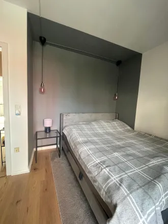 Rent this 2 bed apartment on Weinsbergstraße 114 in 50823 Cologne, Germany