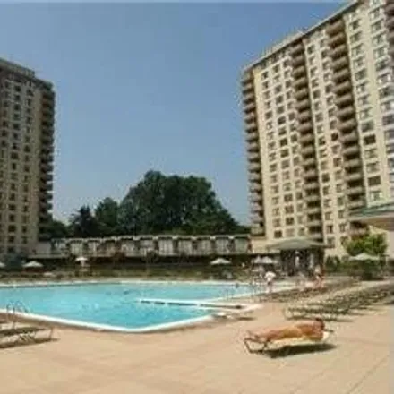 Image 9 - unnamed road, Bethesda, MD, USA - Condo for rent