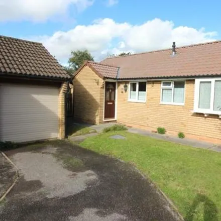 Buy this 3 bed house on 32 Swallow Park in Thornbury, BS35 1LS