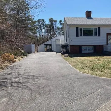 Image 2 - 8 Stackpole Circle, Gray Gables, Bourne, MA 02553, USA - House for sale