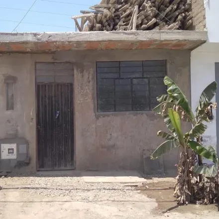 Buy this 3 bed house on unnamed road in San Martín de Porres, Lima Metropolitan Area 15306