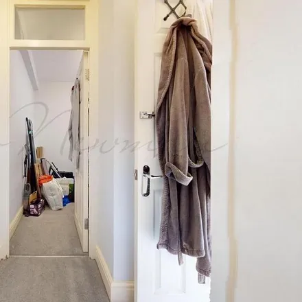 Image 1 - Wellesley Court, Abercorn Place, London, NW8 9XU, United Kingdom - Apartment for rent