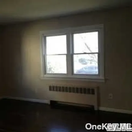 Image 3 - 234 Doris Avenue, Franklin Square, NY 11010, USA - Apartment for rent