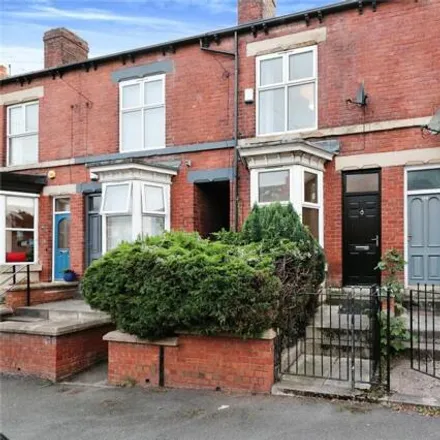 Rent this 3 bed house on 96-196 Vincent Road in Sheffield, S7 1BX