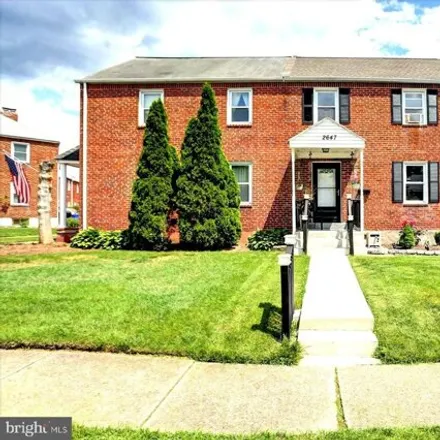 Buy this 2 bed duplex on 2647 Rumson Dr in Harrisburg, Pennsylvania