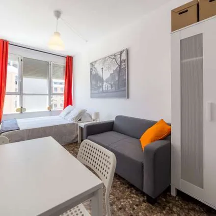 Image 8 - Avinguda de França, 1, 46023 Valencia, Spain - Apartment for rent