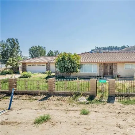 Buy this 3 bed house on Alder Avenue in Fontana, CA 92316