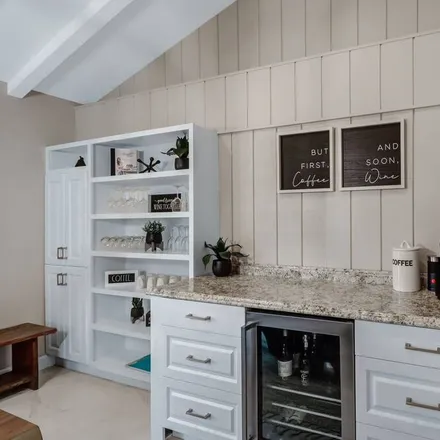 Rent this 3 bed house on Naples