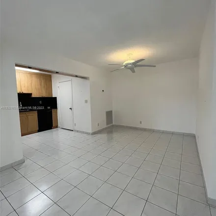 Image 8 - 12821 Southwest 43rd Drive, Miami-Dade County, FL 33175, USA - Apartment for rent