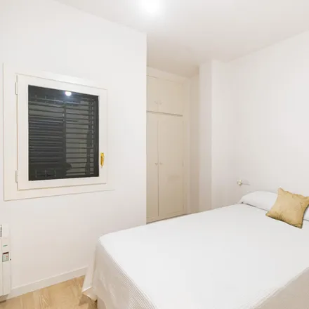 Rent this 1 bed apartment on Carrer del Mestre Nicolau in 23, 08001 Barcelona