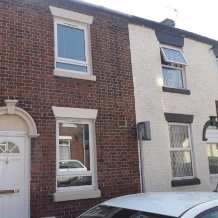 Rent this 2 bed townhouse on Staffordshire University Stoke Campus in Crowther Street, Stoke