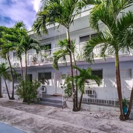 Image 8 - 790 81st St Apt 3, Miami Beach, Florida, 33141 - House for rent