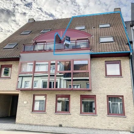 Rent this 2 bed apartment on Henri Lebbestraat 30 in 8790 Waregem, Belgium