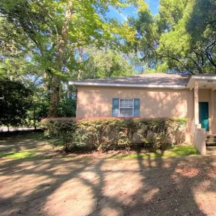 Rent this 1 bed house on 908 Buena Vista Drive in Tallahassee, FL 32304