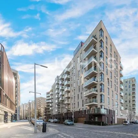 Image 2 - Airy Pavilion, Peninsula Square, London, SE10 0SQ, United Kingdom - Loft for sale