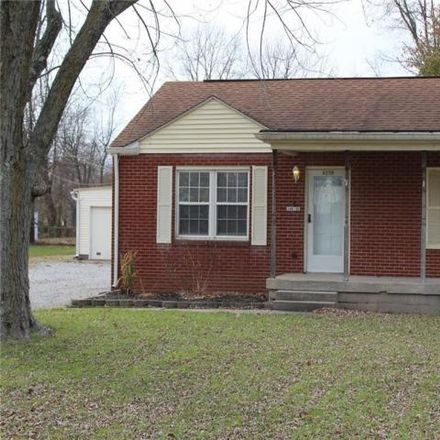 Rent this 3 bed house on 4280 South Lynhurst Drive in Indianapolis, IN 46221