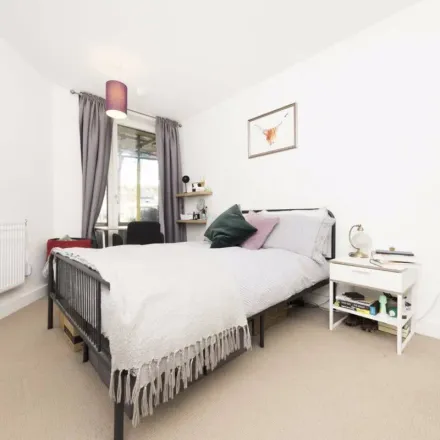 Rent this 2 bed apartment on 212-214 Haggerston Road in De Beauvoir Town, London